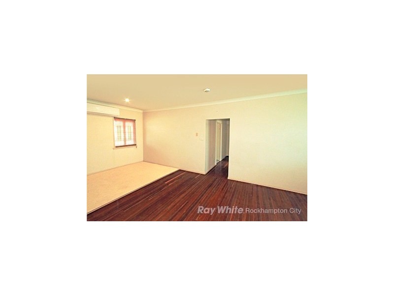 43 Elphinstone, Berserker QLD 4701