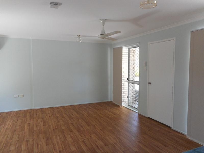 2/374 Limpus Street, Frenchville QLD 4701