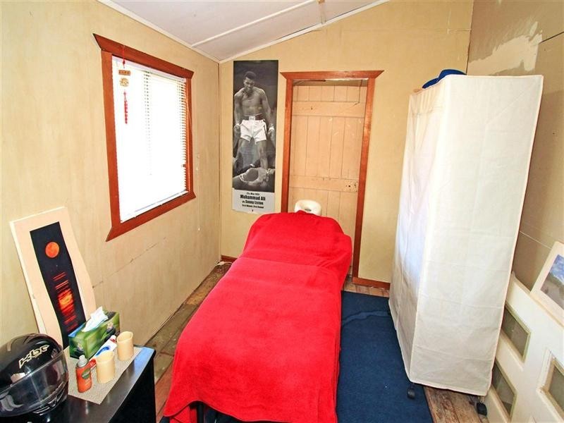 7 Werner Street, Park Avenue QLD 4701