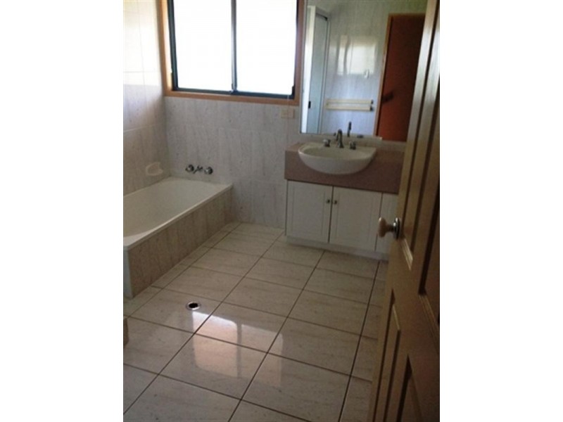 Unit 3/79 Talford Street, The Range QLD 4700