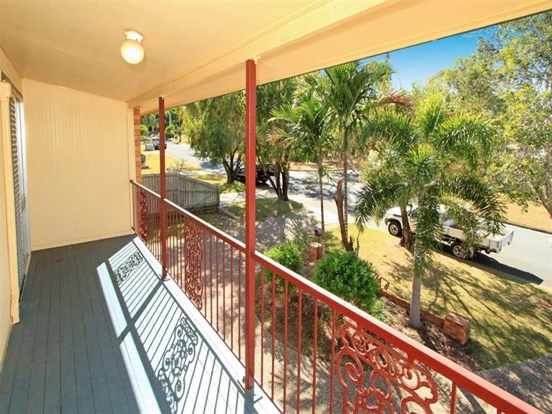 15 Crick Street, Kawana QLD 4701