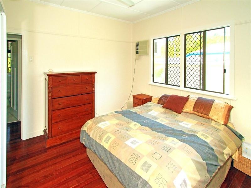 27 Ann Street, The Range QLD 4700