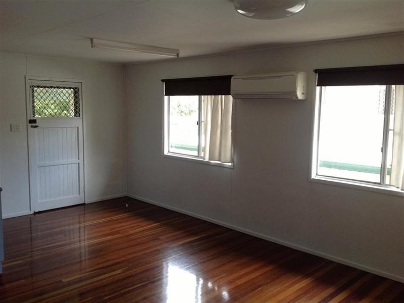 Unit 2/451 Crane Avenue, Kawana QLD 4701