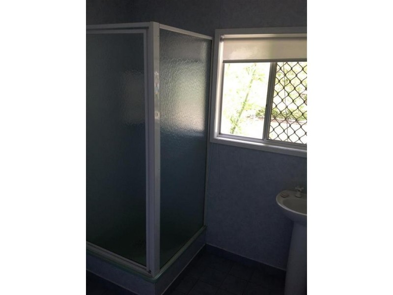 Unit 2/451 Crane Avenue, Kawana QLD 4701