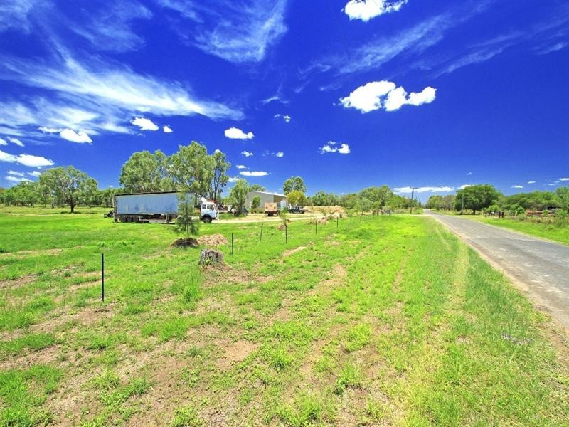 290 Six Mile Road, Pink Lily QLD 4702