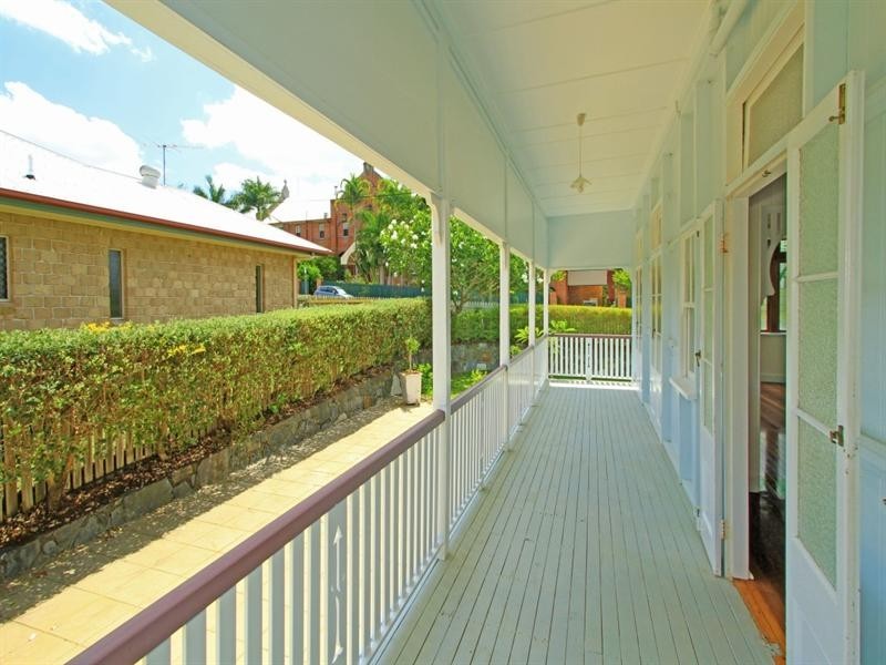 246 Agnes Street, The Range QLD 4700