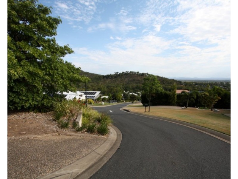 17a Greenwood Close, Frenchville QLD 4701