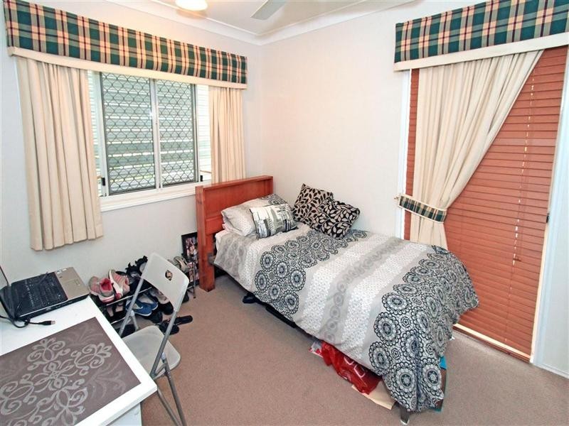 18/100 Victoria Place, Berserker QLD 4701