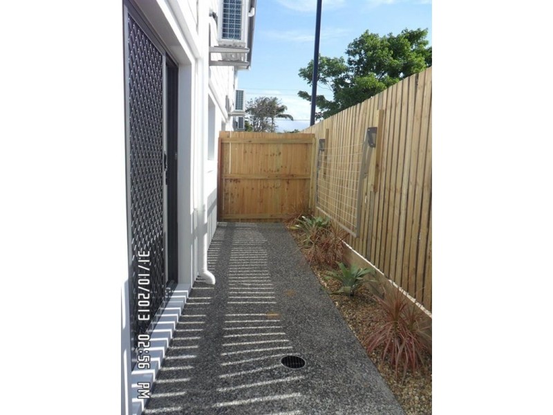 2/71 Richmond Street, Berserker QLD 4701