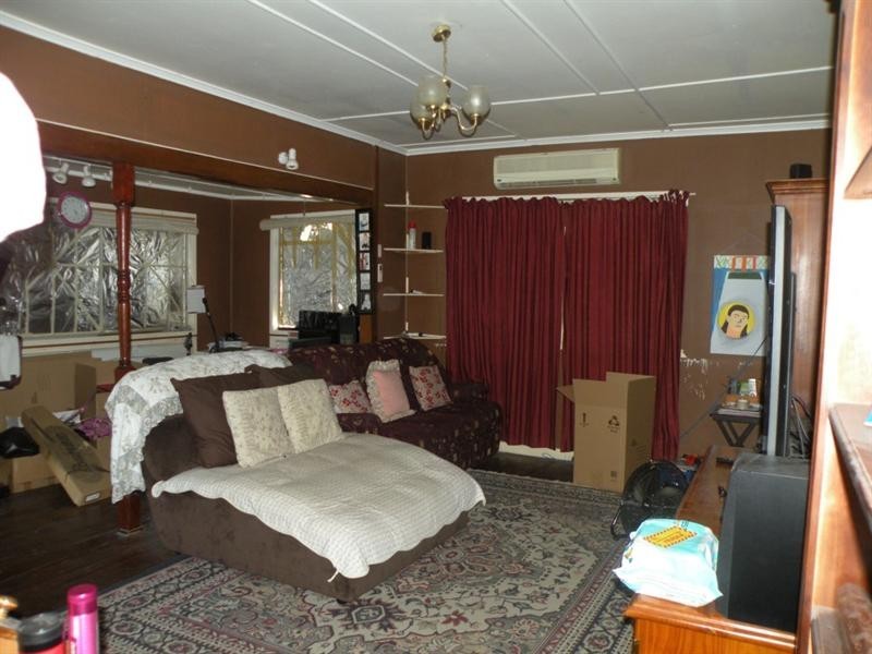 38 Thomasson Street, Park Avenue QLD 4701