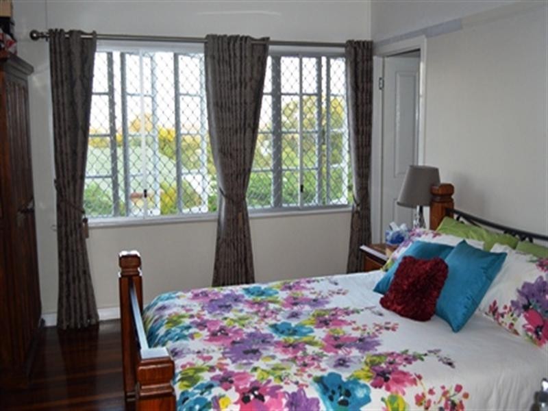 2 Kelly Street, The Range QLD 4700