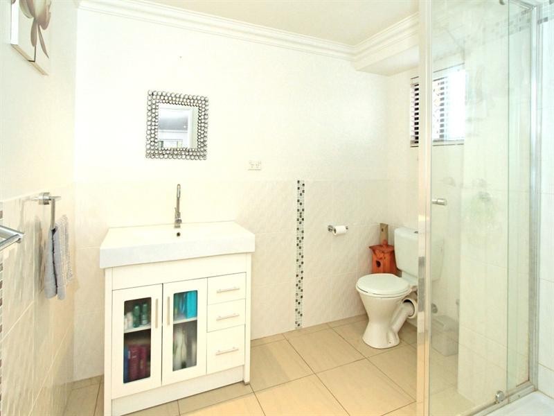 59 Buzacott Street, Park Avenue QLD 4701