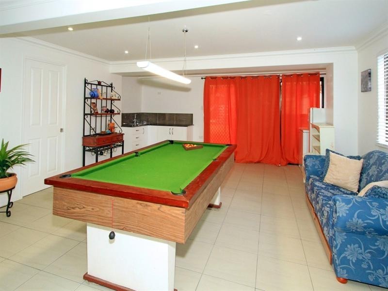 59 Buzacott Street, Park Avenue QLD 4701