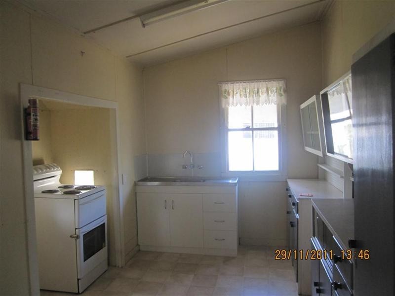 10 Mary Street, The Range QLD 4700