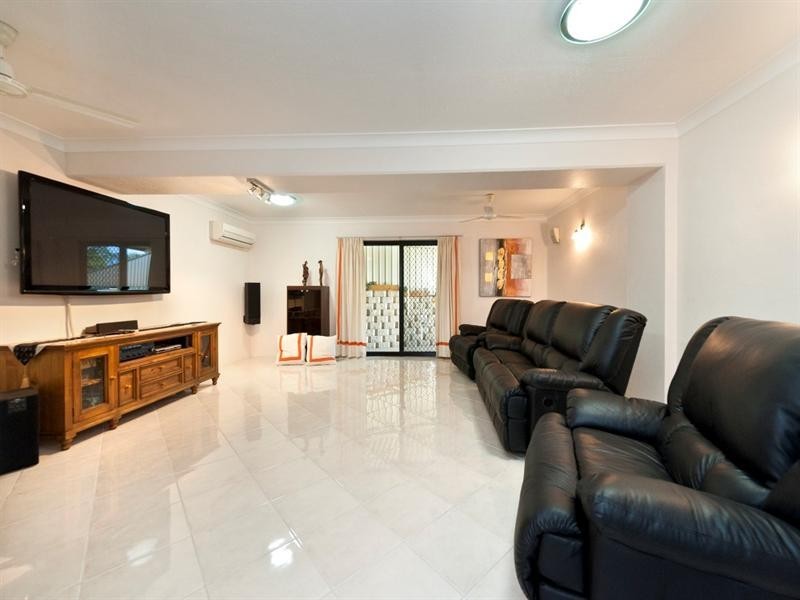 8 Murlay Avenue, Frenchville QLD 4701