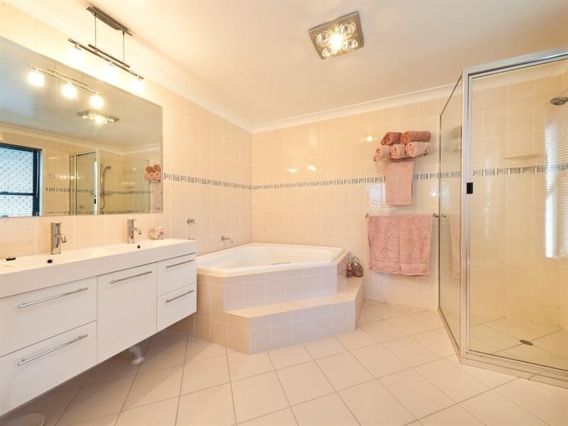 8 Murlay Avenue, Frenchville QLD 4701