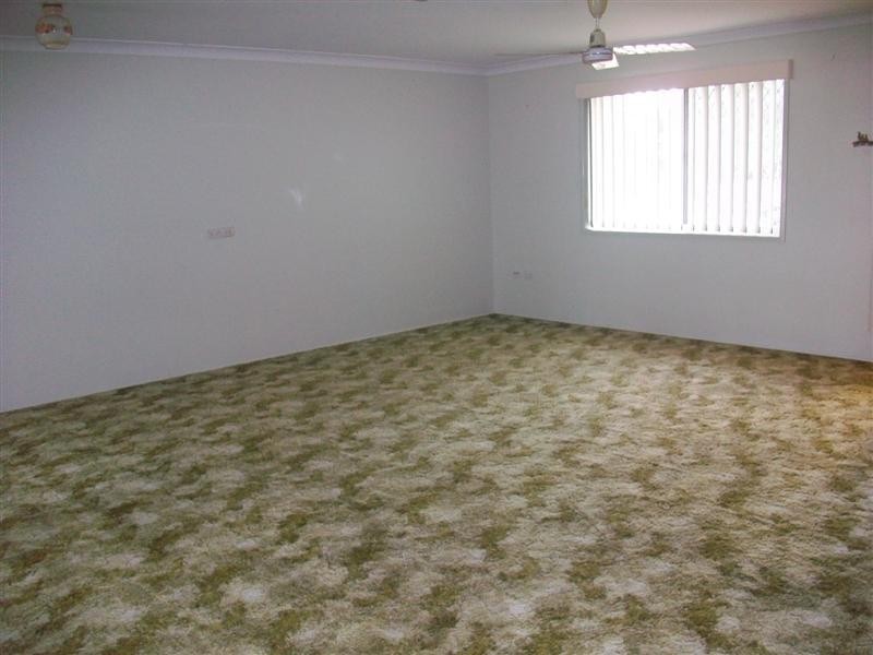 282 Bloxsom Street, Koongal QLD 4701