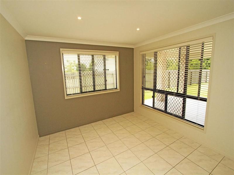 20 Sandy’s Place, Kawana QLD 4701