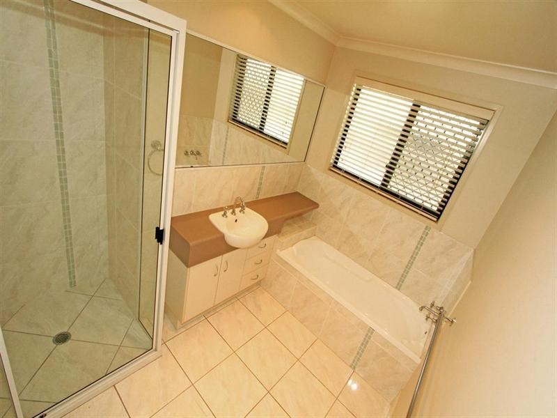 20 Sandy’s Place, Kawana QLD 4701