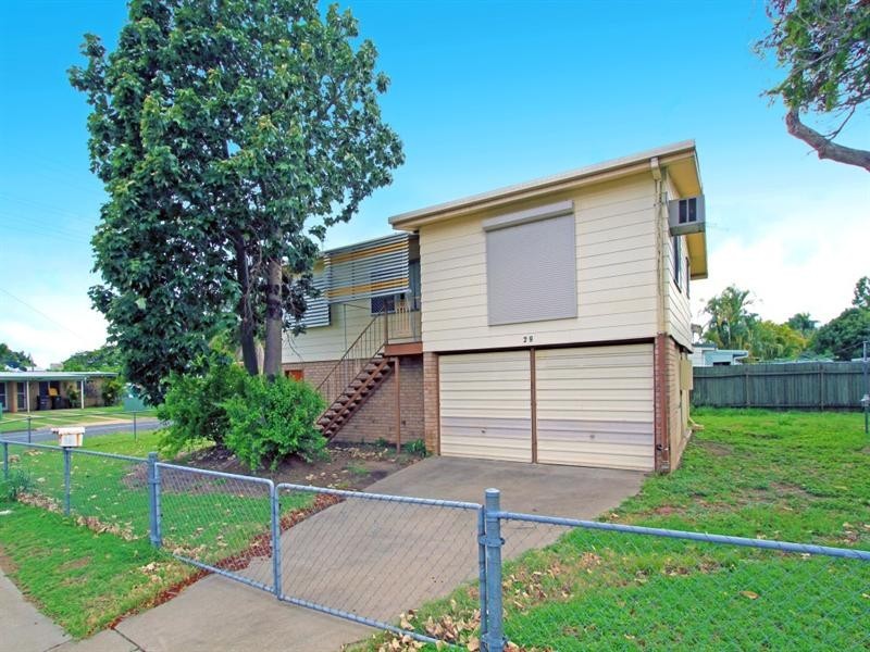 28 Alexandra Street, Park Avenue QLD 4701