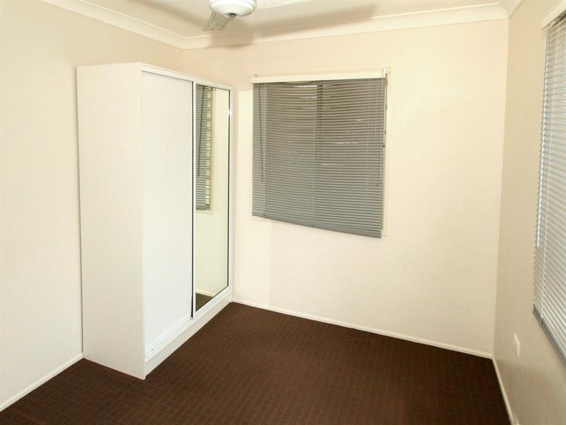 28 Alexandra Street, Park Avenue QLD 4701