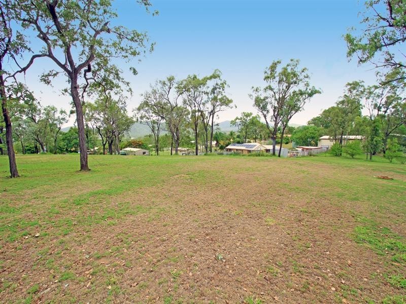 31 Strelow Avenue, Glenlee QLD 4711