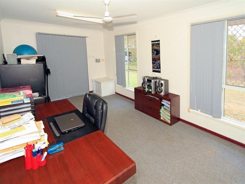 31 Strelow Avenue, Glenlee QLD 4711