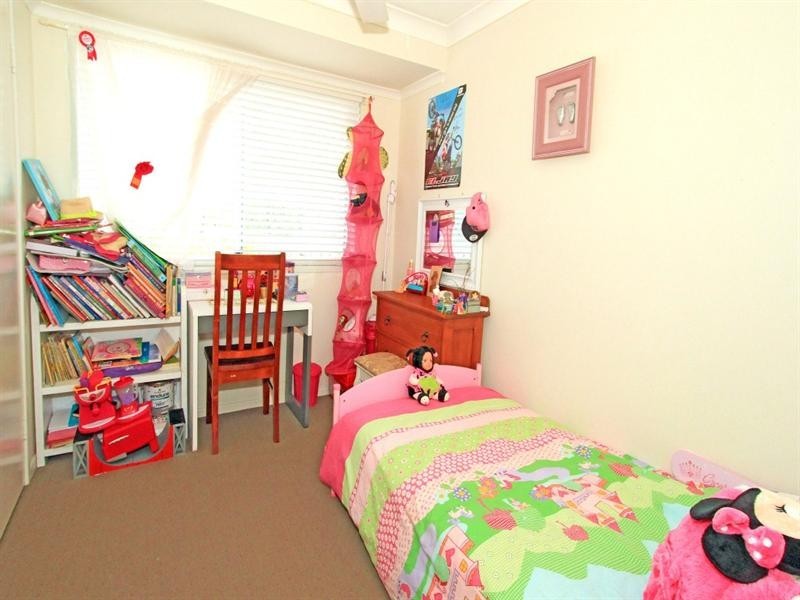 31 Strelow Avenue, Glenlee QLD 4711