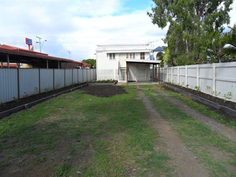 84 George Street, Rockhampton City QLD 4700