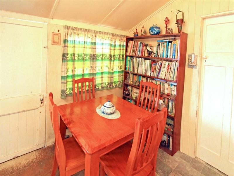 415 Rhodes Street, Koongal QLD 4701