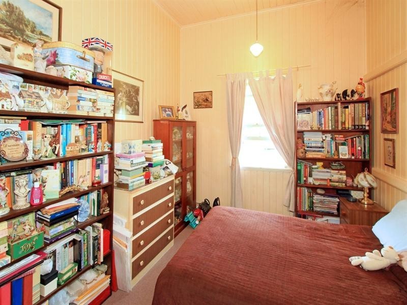 415 Rhodes Street, Koongal QLD 4701