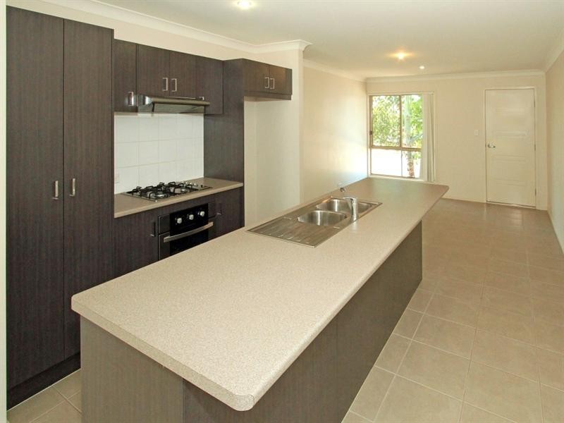 10 John Oxley Drive, Gracemere QLD 4702