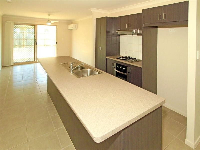 10 John Oxley Drive, Gracemere QLD 4702