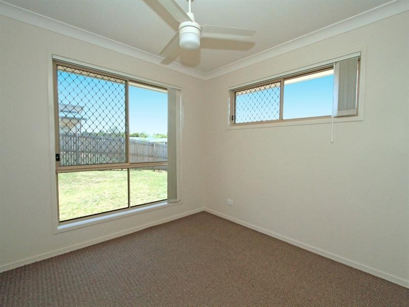 10 John Oxley Drive, Gracemere QLD 4702