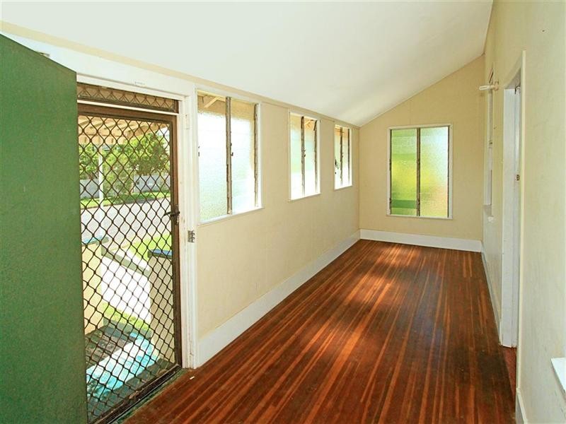 11 Birdwood Street, Wandal QLD 4700