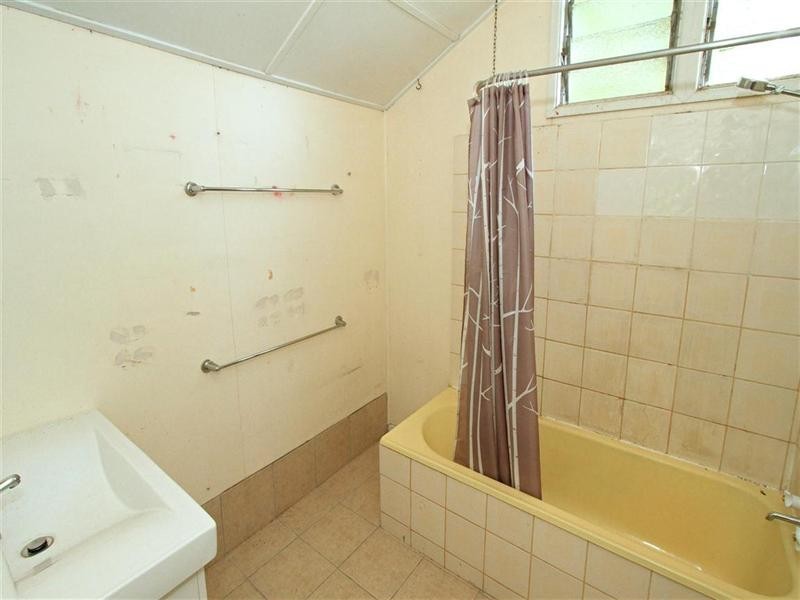 11 Birdwood Street, Wandal QLD 4700