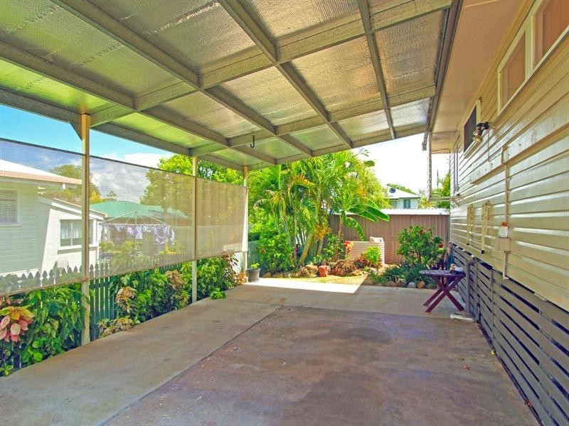 24 Busby Street, West Rockhampton QLD 4700