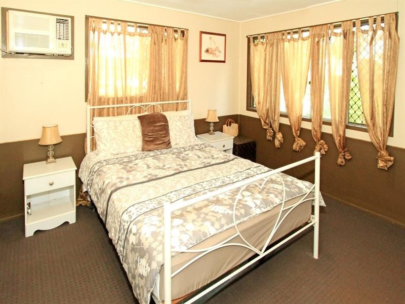 66 Kershaw Street, Park Avenue QLD 4701