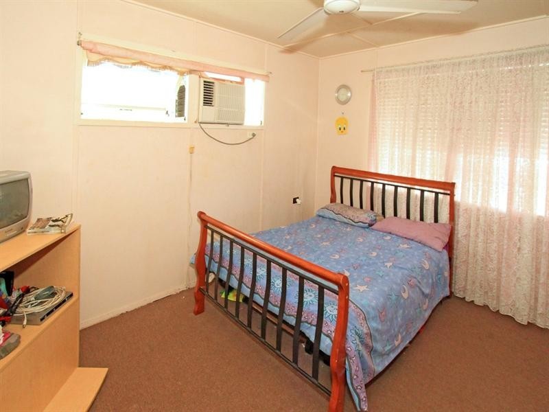 66 Alexandra Street, Park Avenue QLD 4701