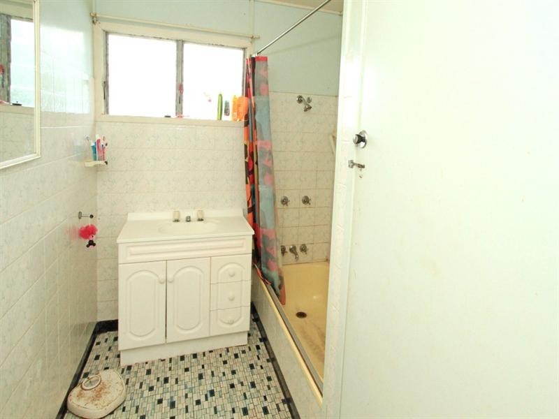 66 Alexandra Street, Park Avenue QLD 4701