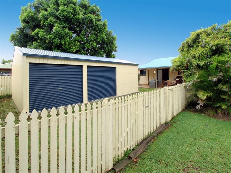 4 Pacey Street, Parkhurst QLD 4702