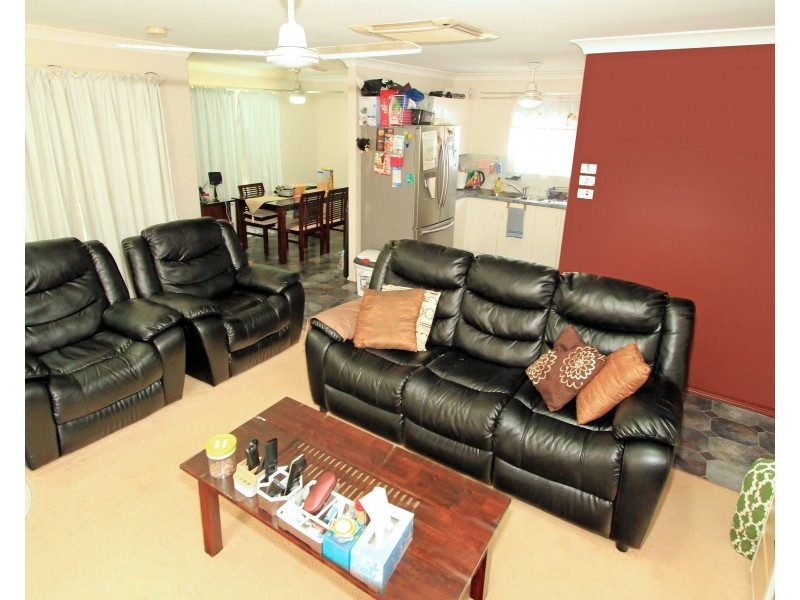 20 Grevillea Drive, Kawana QLD 4701