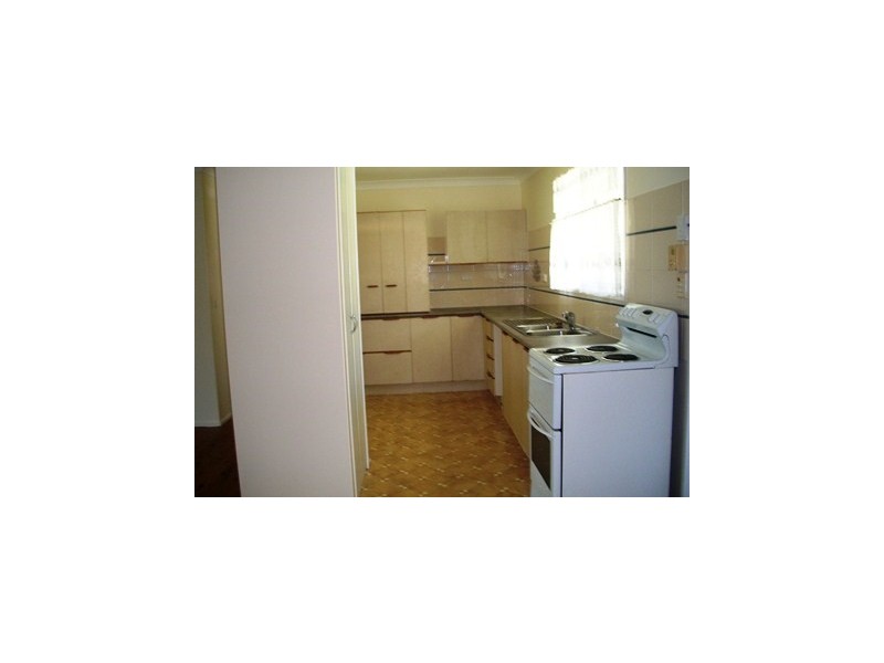 3 Arthur Street, Gracemere QLD 4702