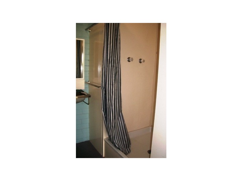 3 Arthur Street, Gracemere QLD 4702