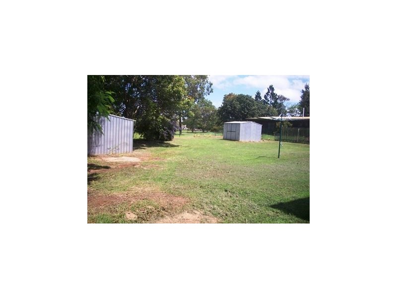 3 Arthur Street, Gracemere QLD 4702
