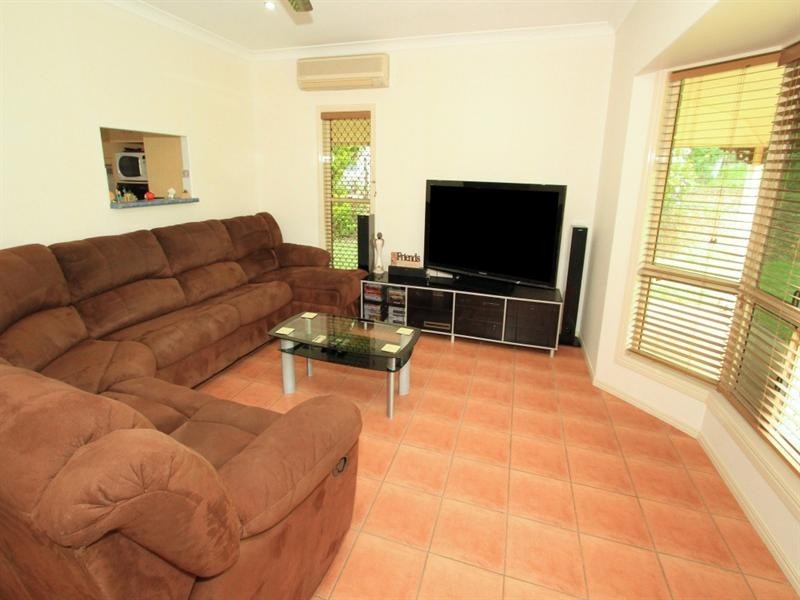 119 Angela Road, Rockyview QLD 4701