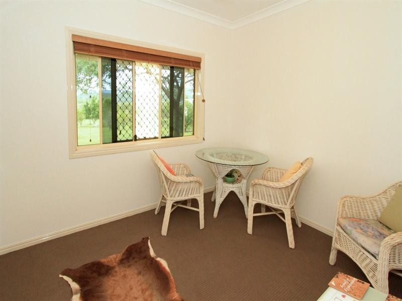 119 Angela Road, Rockyview QLD 4701