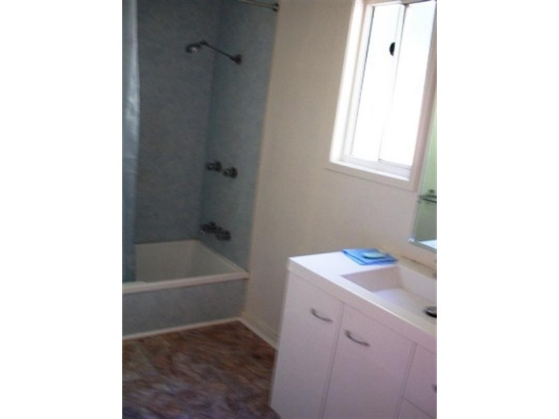 44 Campbell Street, Wandal QLD 4700