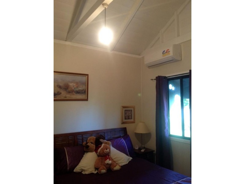 13 Yaamba Siding Road, Yaamba QLD 4704