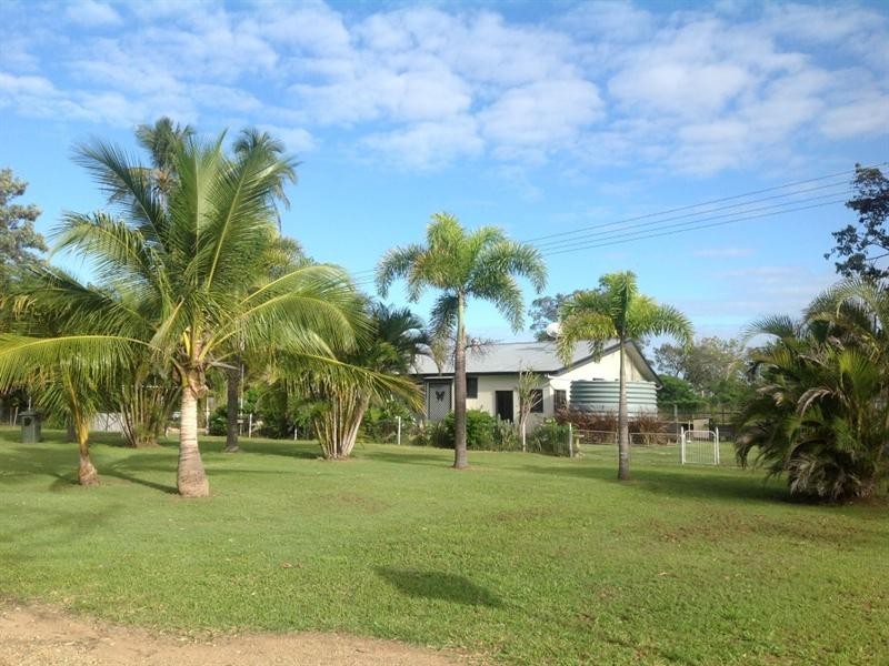 13 Yaamba Siding Road, Yaamba QLD 4704